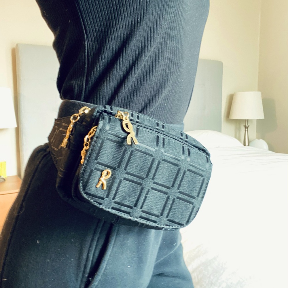 Roberta Di Camerino Waist Bag in Black